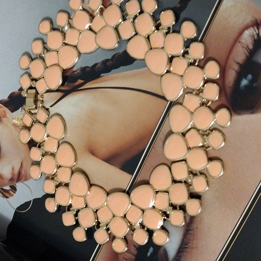 Custom necklace choker